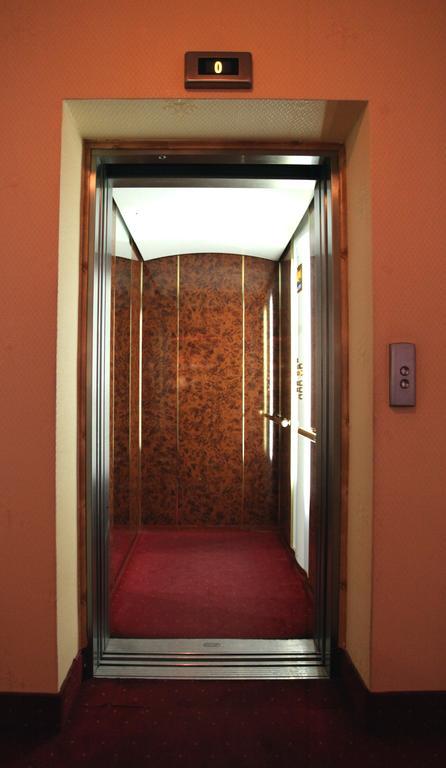 Hotel Plock Exterior photo